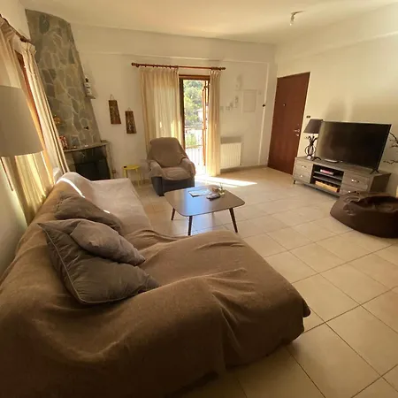 Gold Mountain House بيت للعطل