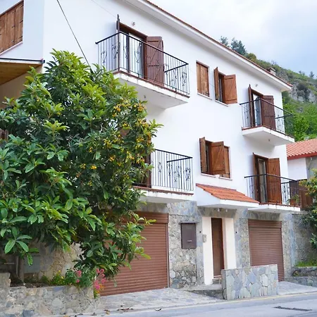 Gold Mountain House *