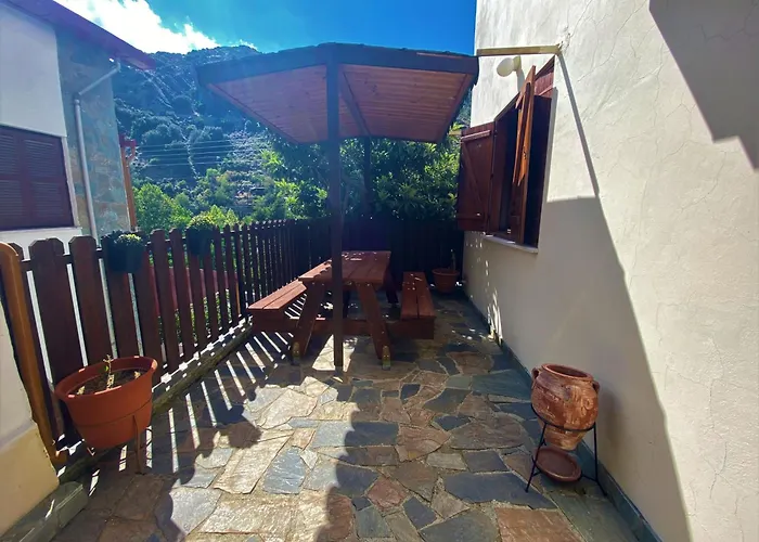 Gold Mountain House *