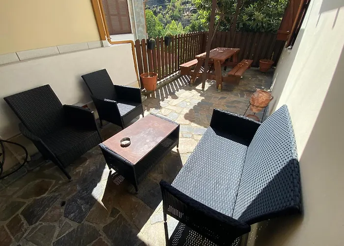 Gold Mountain House *