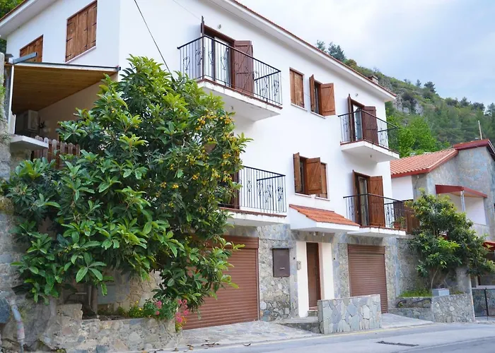 Gold Mountain House *